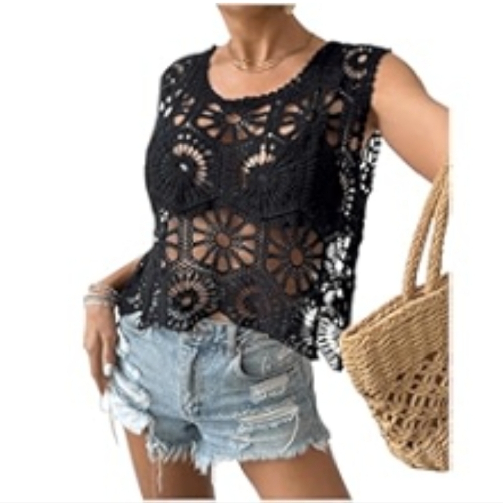 ❤️2 Ads/$20 - NWOT - Back see through top